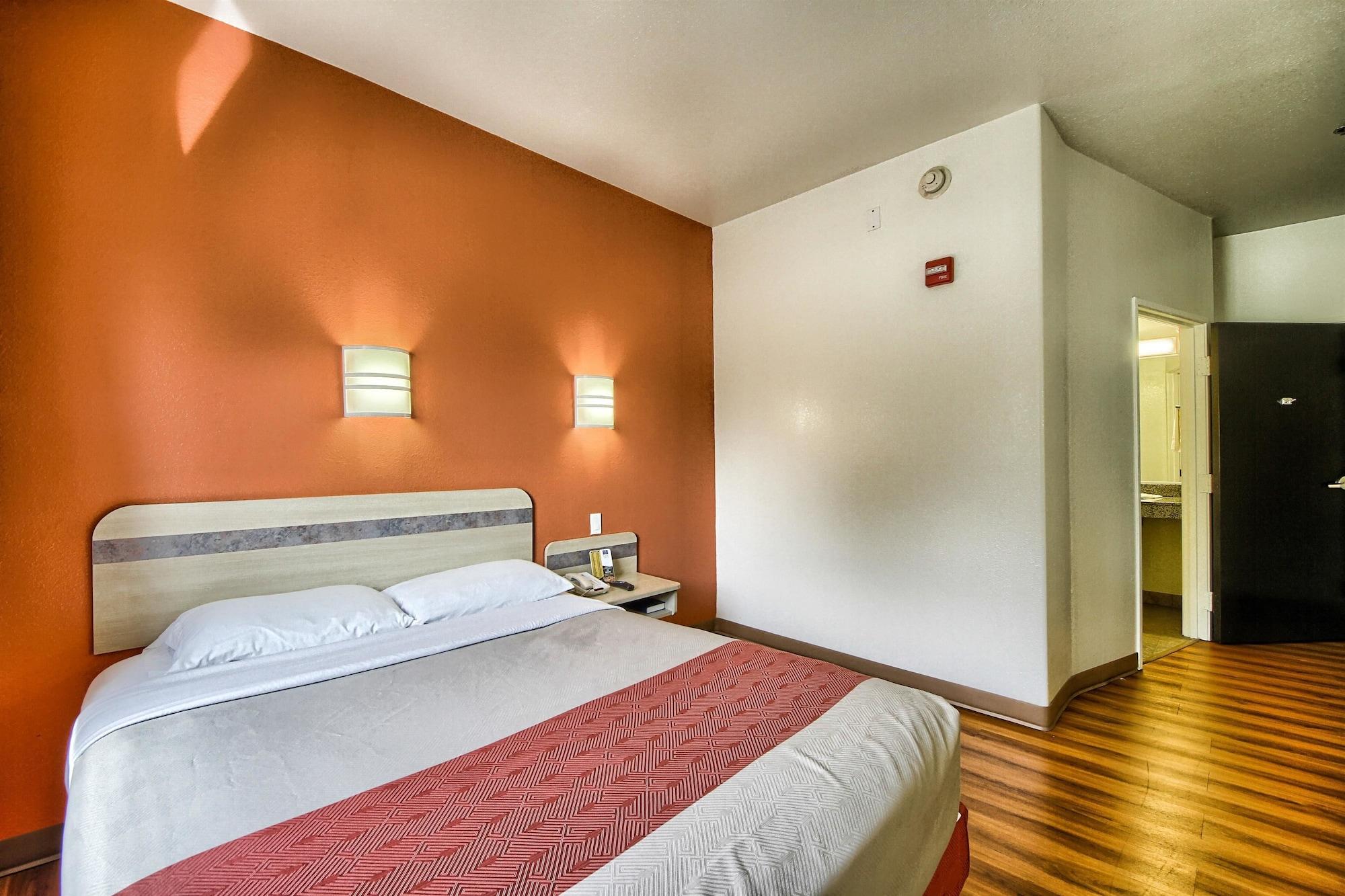 Motel 6-Mission, Tx Екстериор снимка
