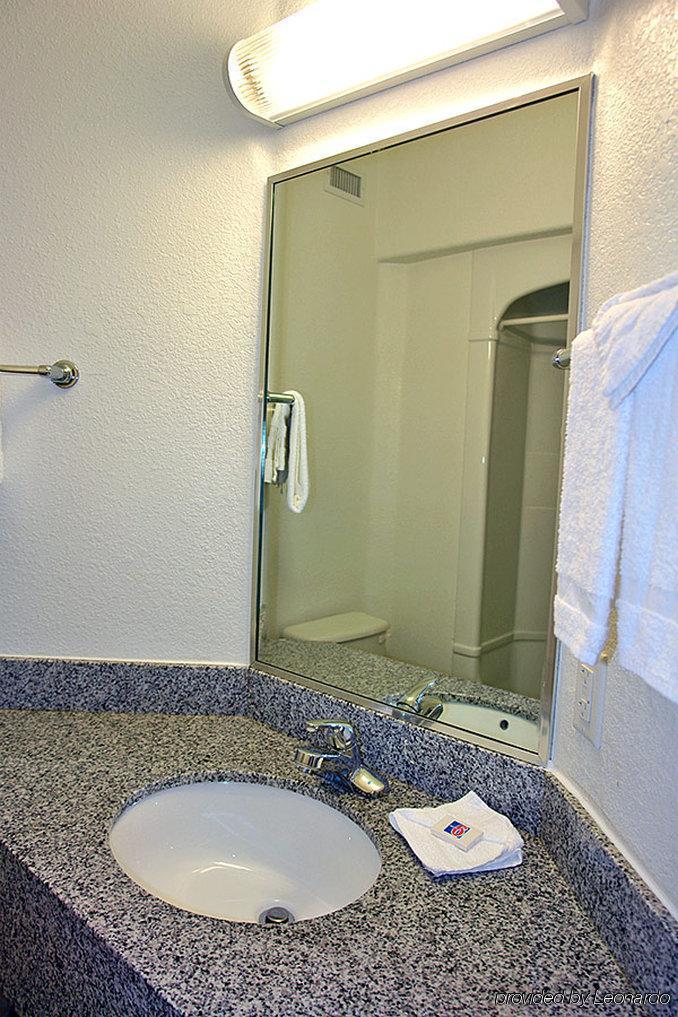 Motel 6-Mission, Tx Екстериор снимка