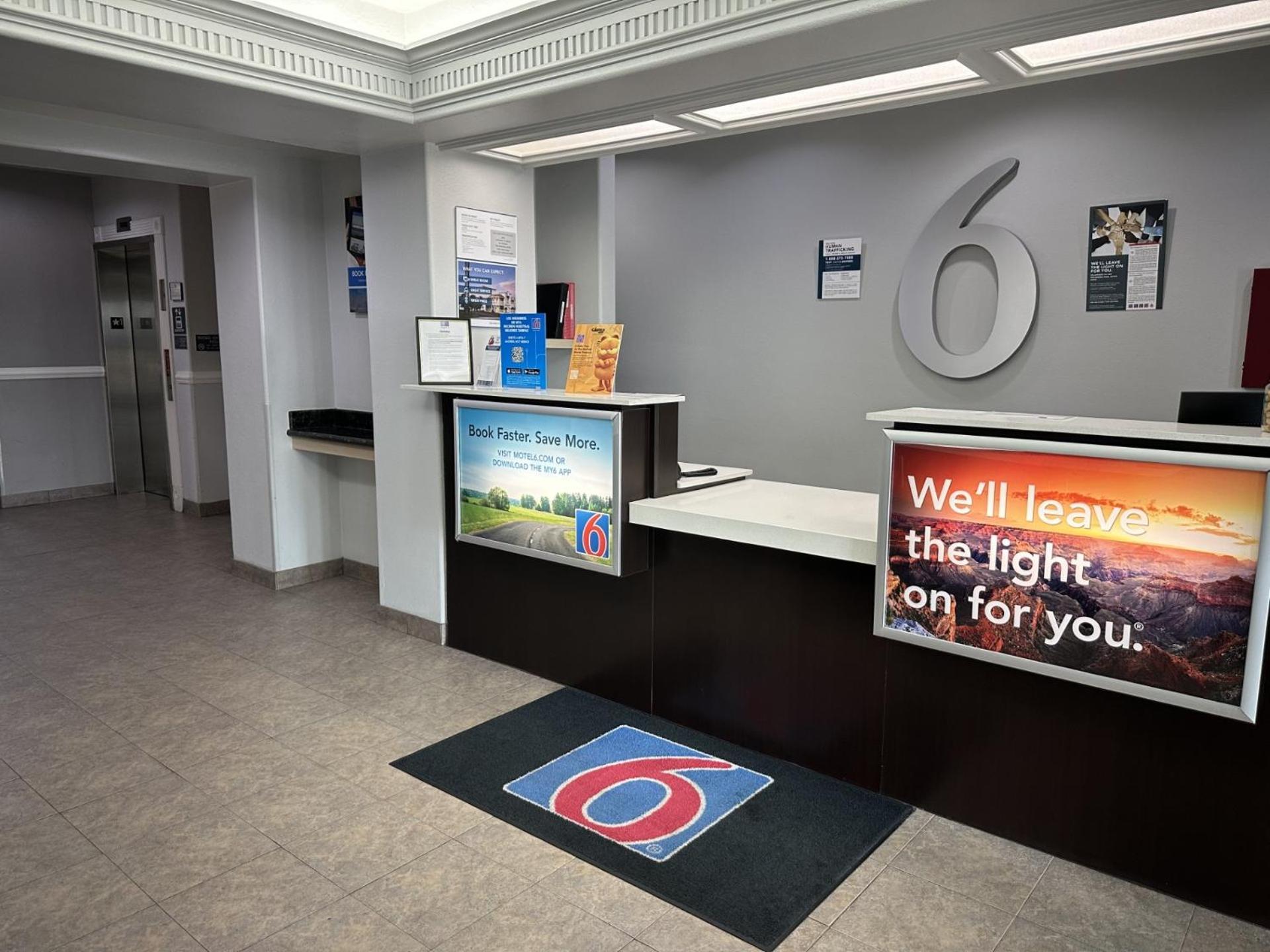 Motel 6-Mission, Tx Екстериор снимка